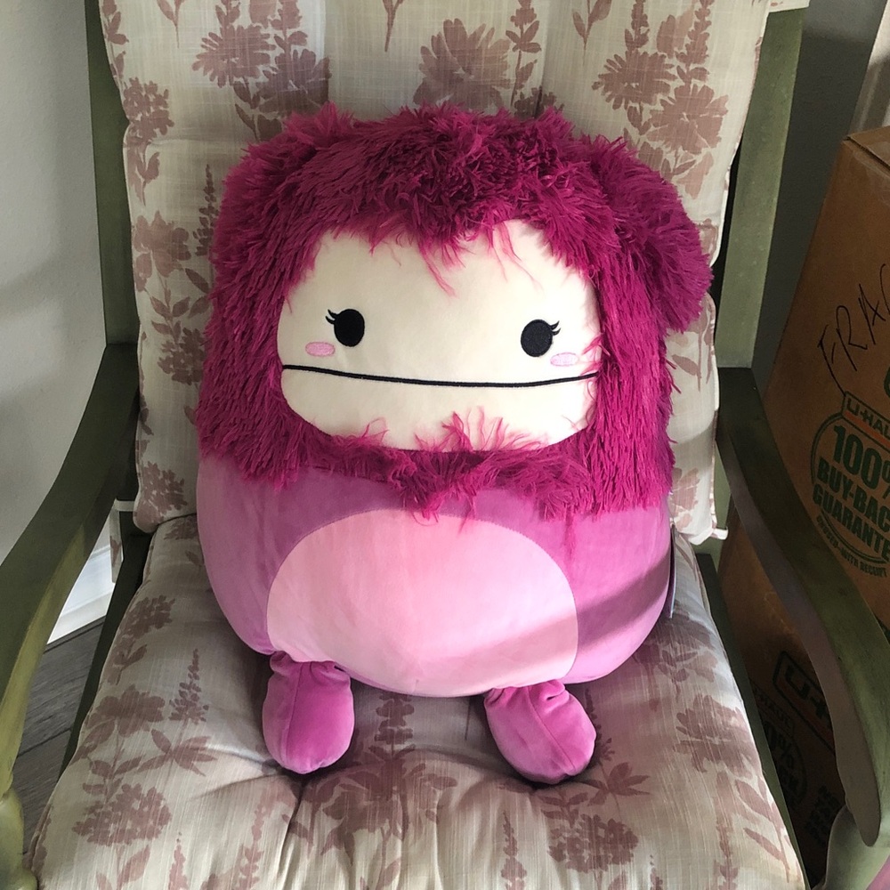 X-Large Squishmallow Nanette Big Foot